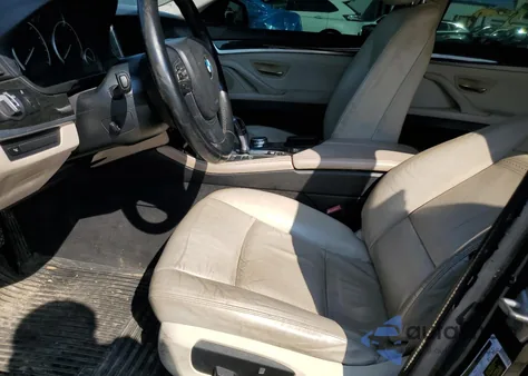 2015 BMW 528 I z USA, uszkodzony, nr VIN WBA5A5C52FD520366